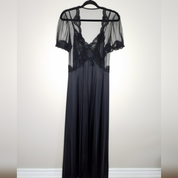 Vintage Patricia Black Lace Nightgown & Robe Set Gothic Morticia Wednesday Style - Picture 2 of 13